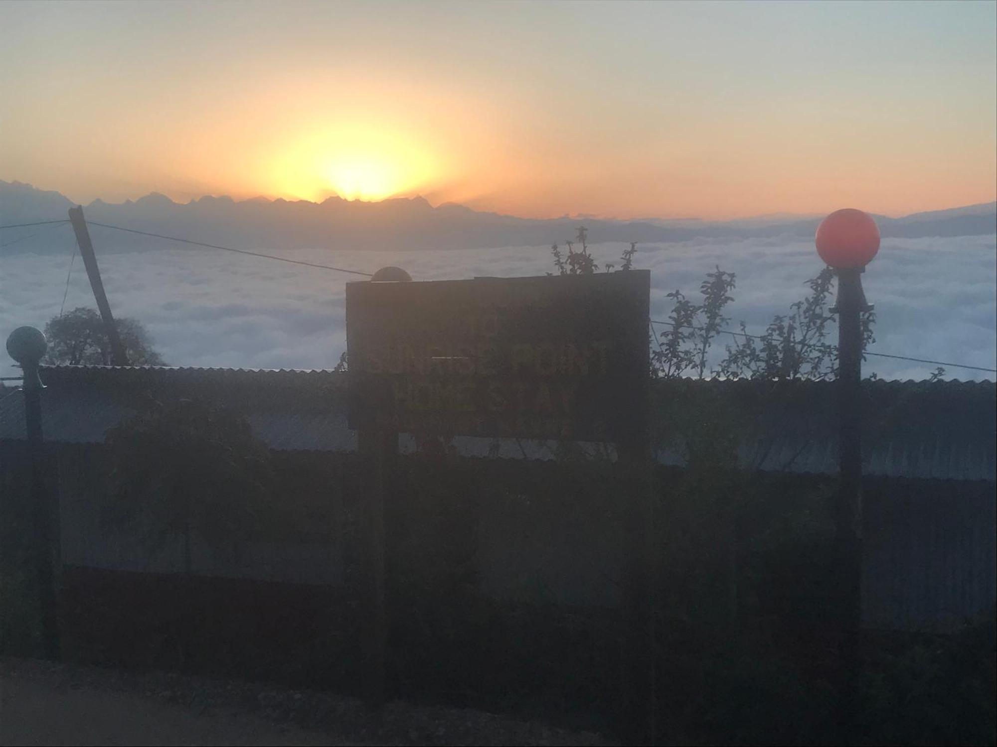 Sunrise Point Homestay Nagarkot Buitenkant foto